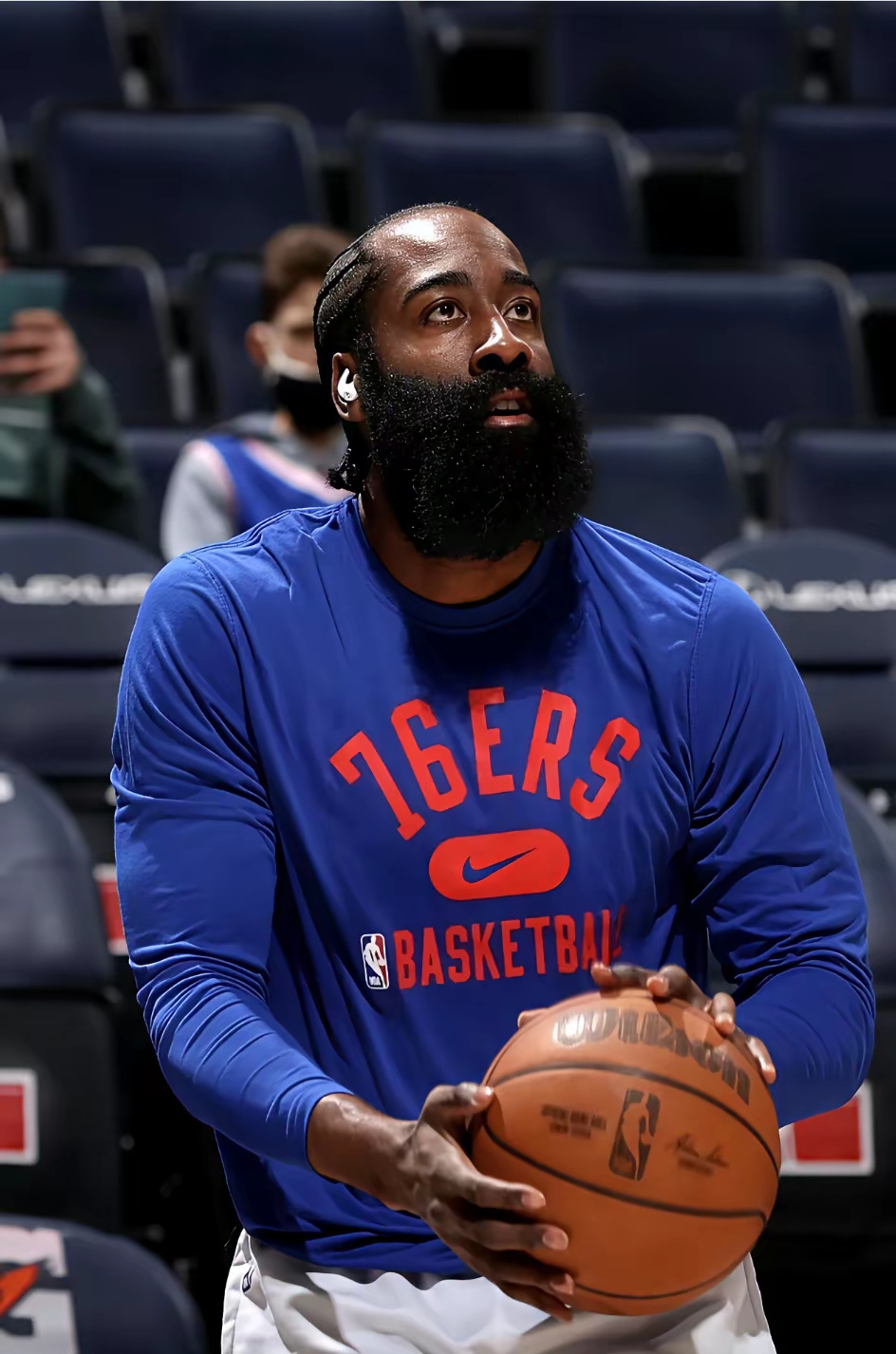 虎扑体育-包含哈登赛事官方发布逆转新规，澳大利亚队争议不断！的词条