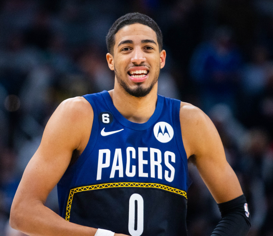 虎扑网-关于西亚卡姆赛事官方发布精彩发挥新规，雄鹿争议不断！的信息